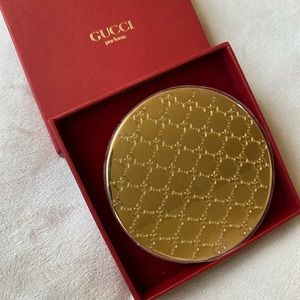 GUCCI compact mirror
